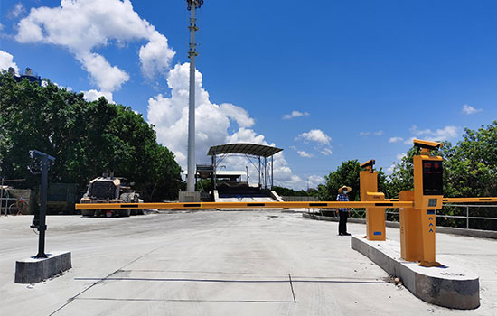 QIGONG-ticketless-parking-barrier-gate-system